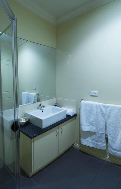 Port Boutique Accommodation Port Fairy Buitenkant foto
